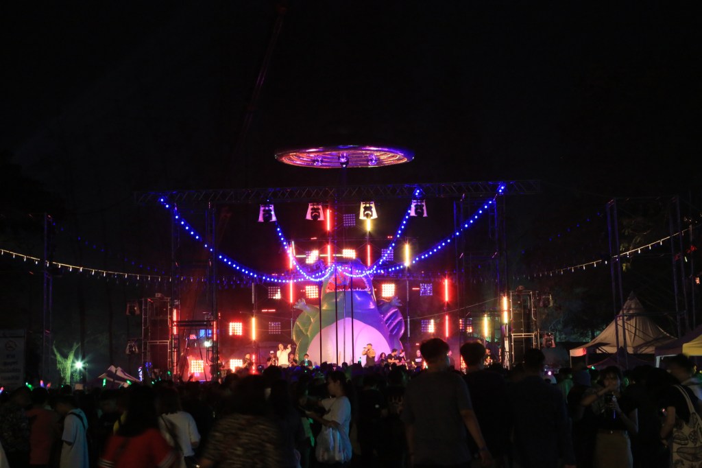 Rumwong stage at BMMF9,&nbsp;2018