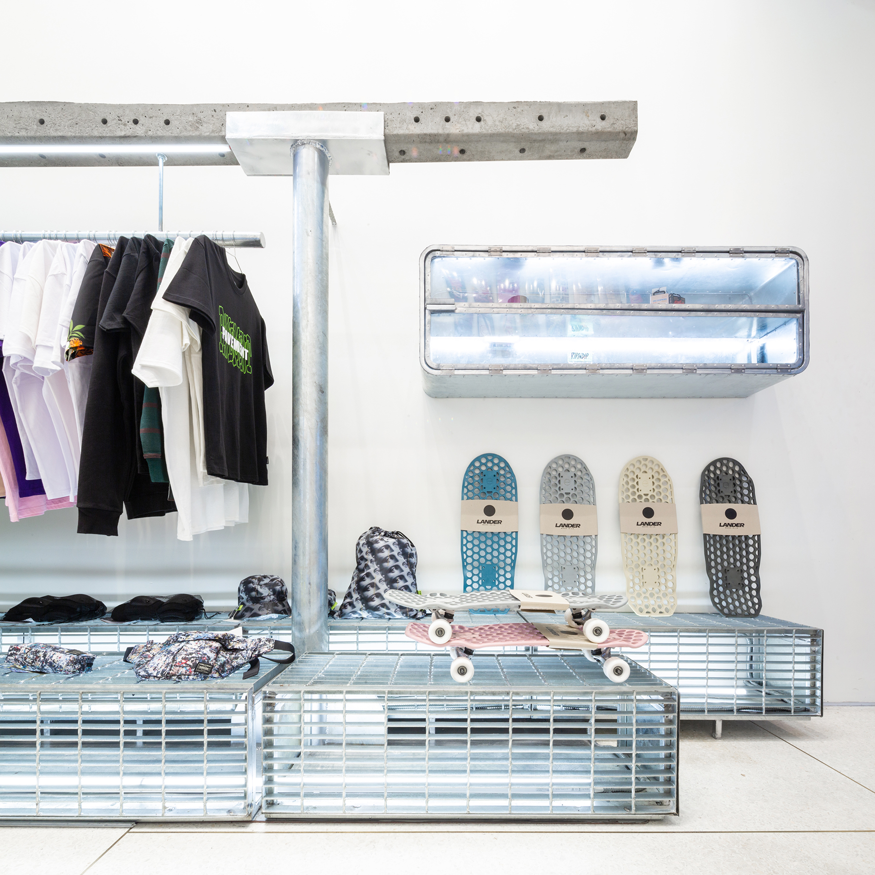 Pavement Store, Phrom Phong